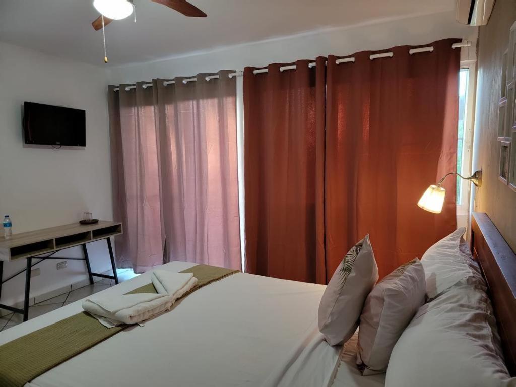 Hotel Sea Breeze Sosúa Eksteriør bilde